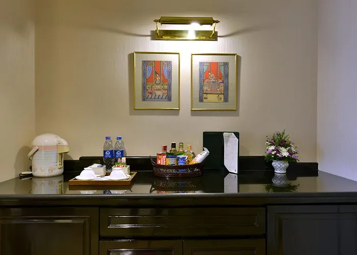 Hotel Evergreen Laurel