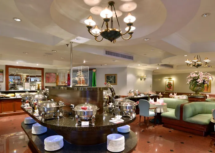 Evergreen Laurel 5*