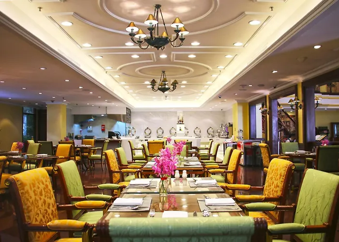 Hotel Evergreen Laurel