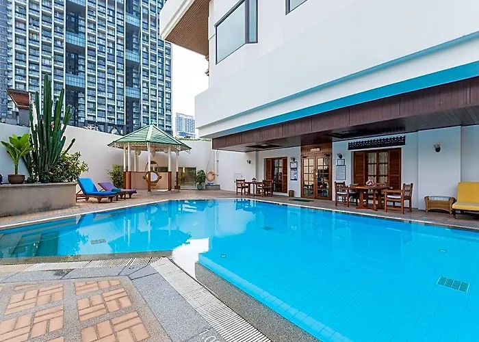 Evergreen Laurel Bangkok