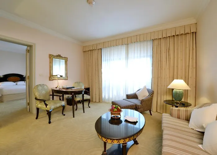 Hotel Evergreen Laurel Bangkok